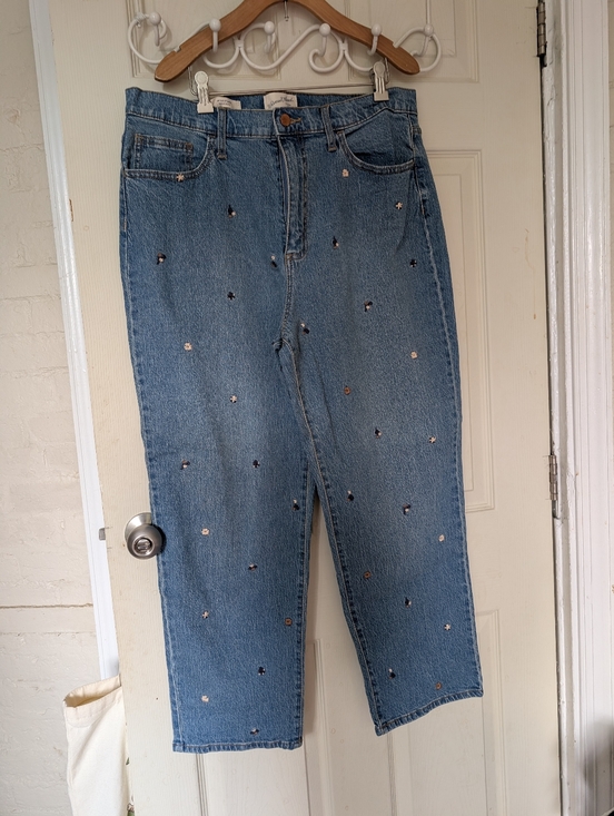 Universal Thread Denim - Universal Thread Vintage Straight Floral Embroidery Jeans 14